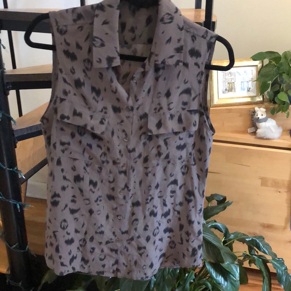 Babaton Sleeveless Peyton Silk Blouse